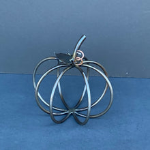 Load image into Gallery viewer, Pumpkin - Rod