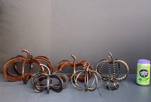 Load image into Gallery viewer, Pumpkin - Rod