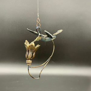 Hummingbird - Hanging w/ Flower - Small